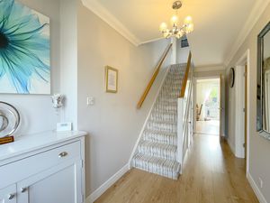 Clacton Road- click for photo gallery